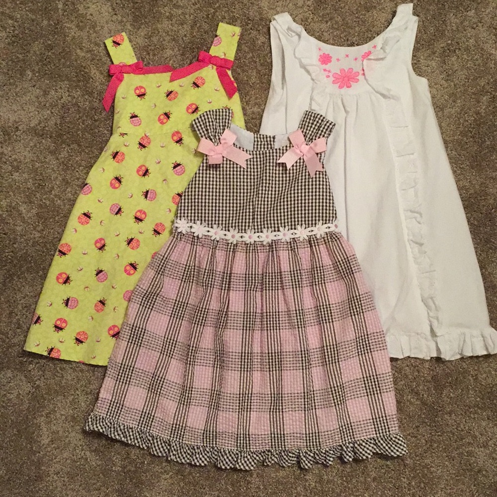 Lot of 3 girls dresses size 4T
